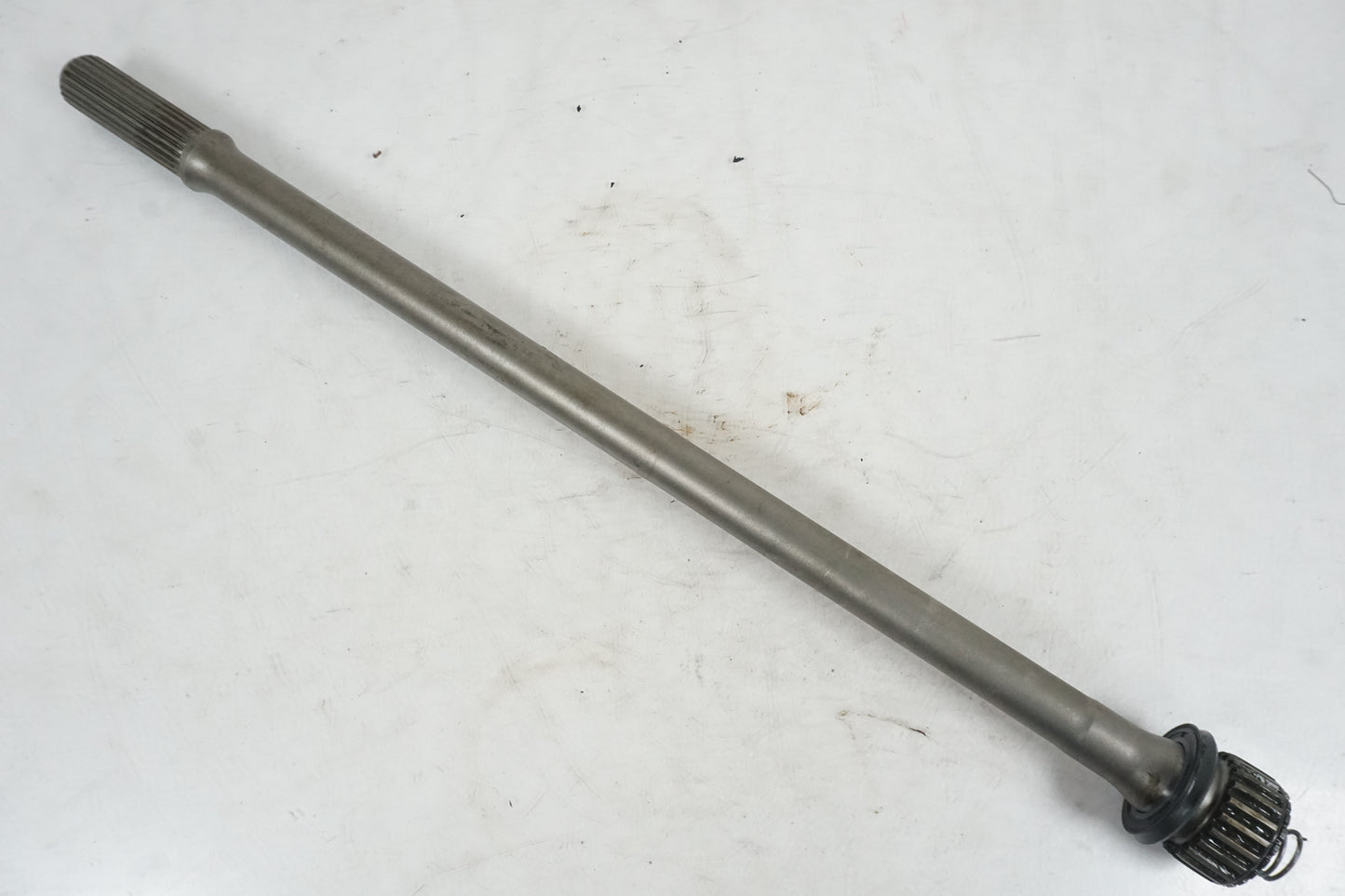 Framsidan på Kardanaxel från en Honda CTX 1300 -2014 motorcykel.