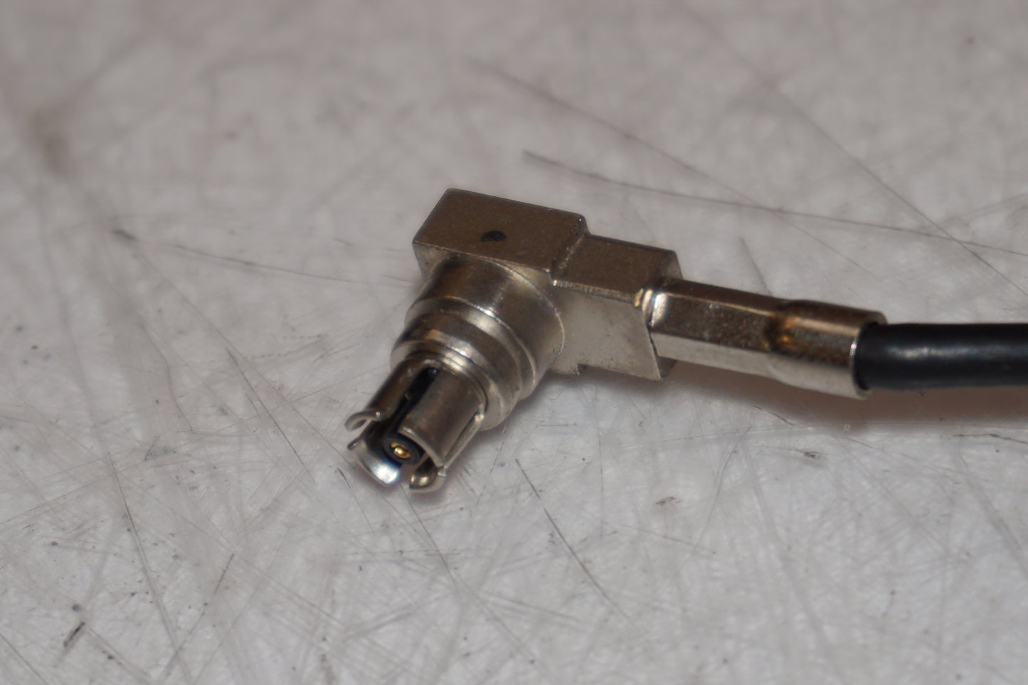 Snett nerifrån på Instrumentpanelsfäste från en H-D Street Glide FLHX -2016 motorcykel.