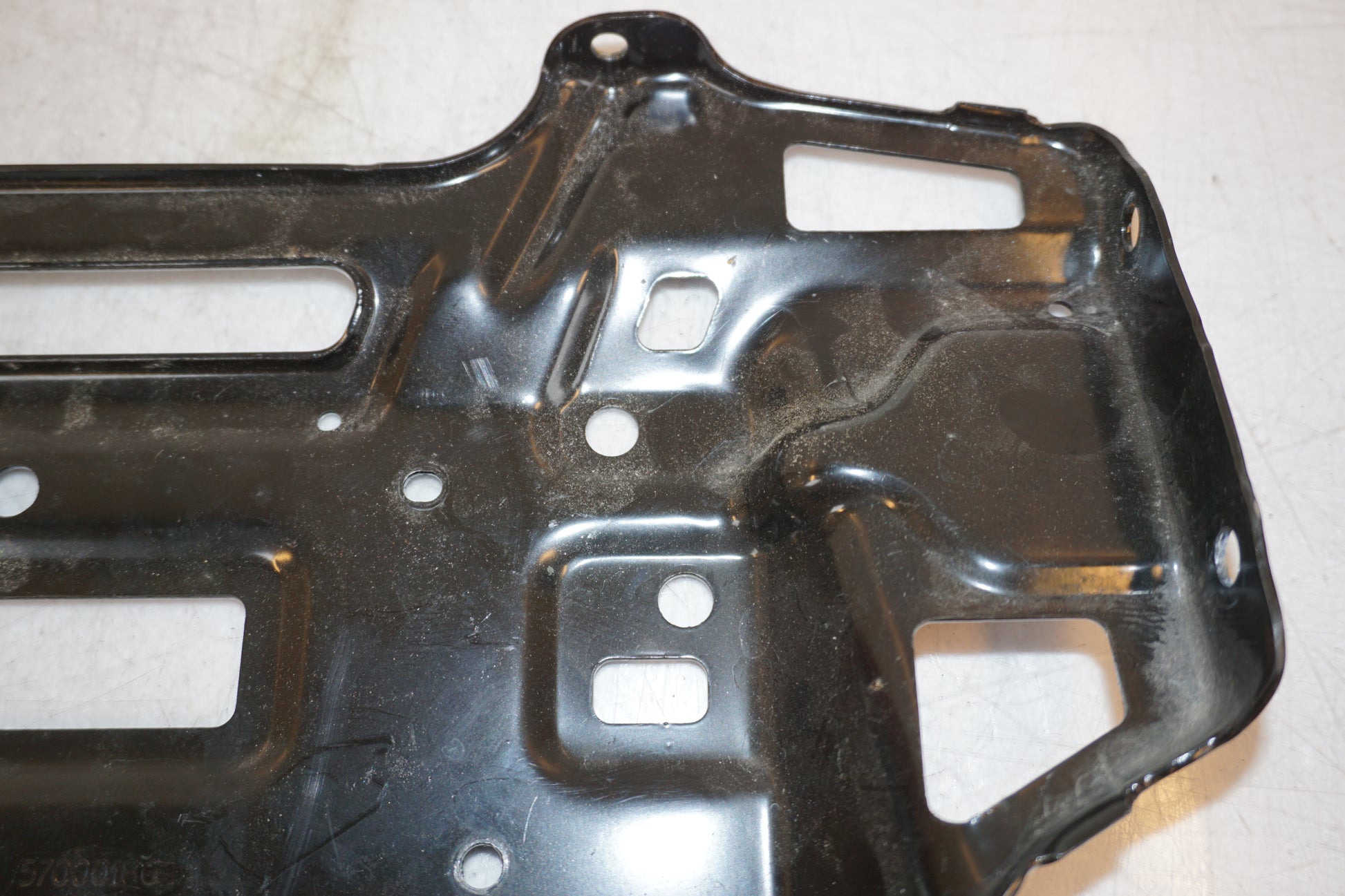 Extrabild2 på Instrumentpanelsfäste från en H-D Street Glide FLHX -2016 motorcykel.