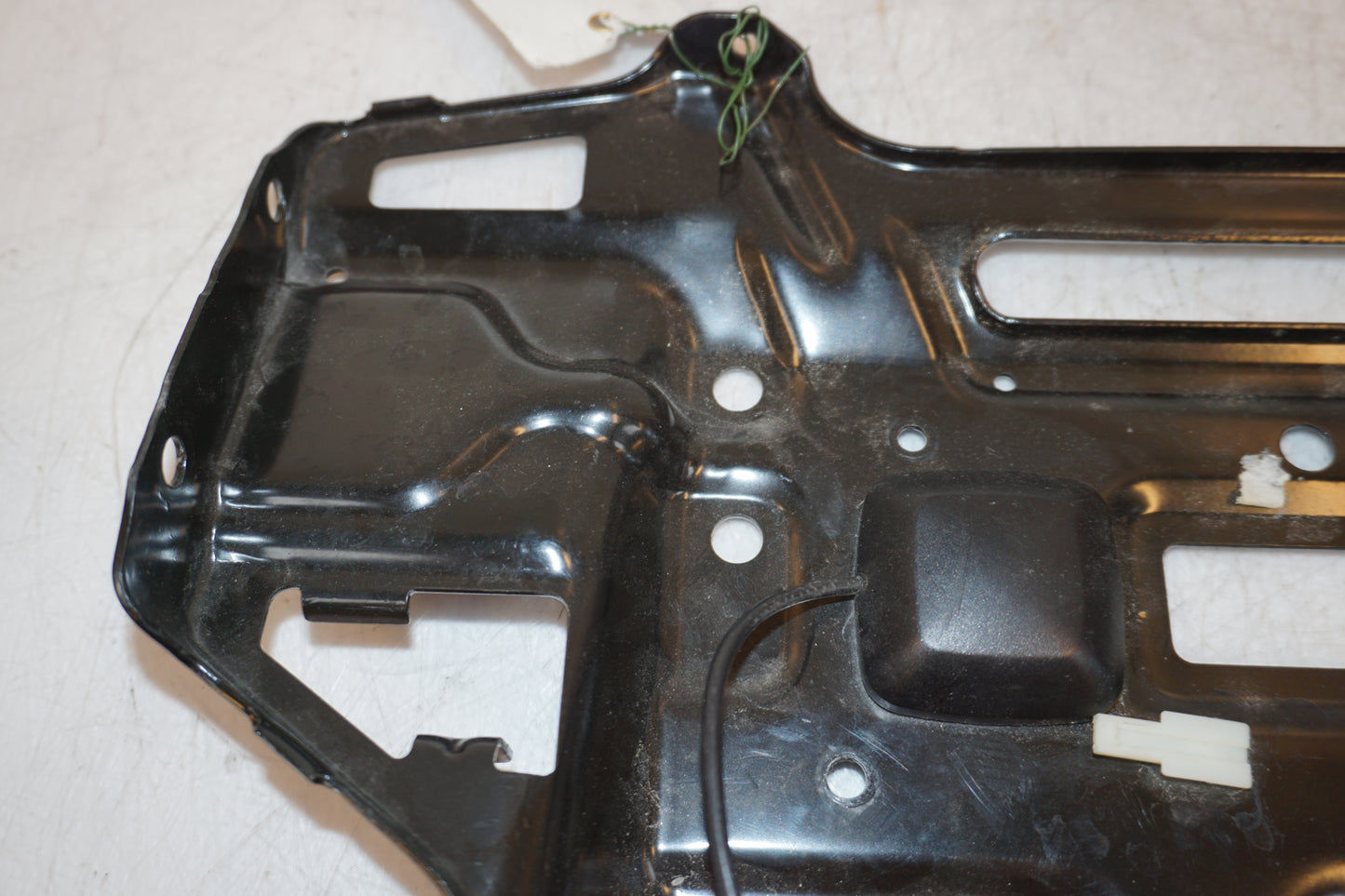 Extrabild4 på Instrumentpanelsfäste från en H-D Street Glide FLHX -2016 motorcykel.