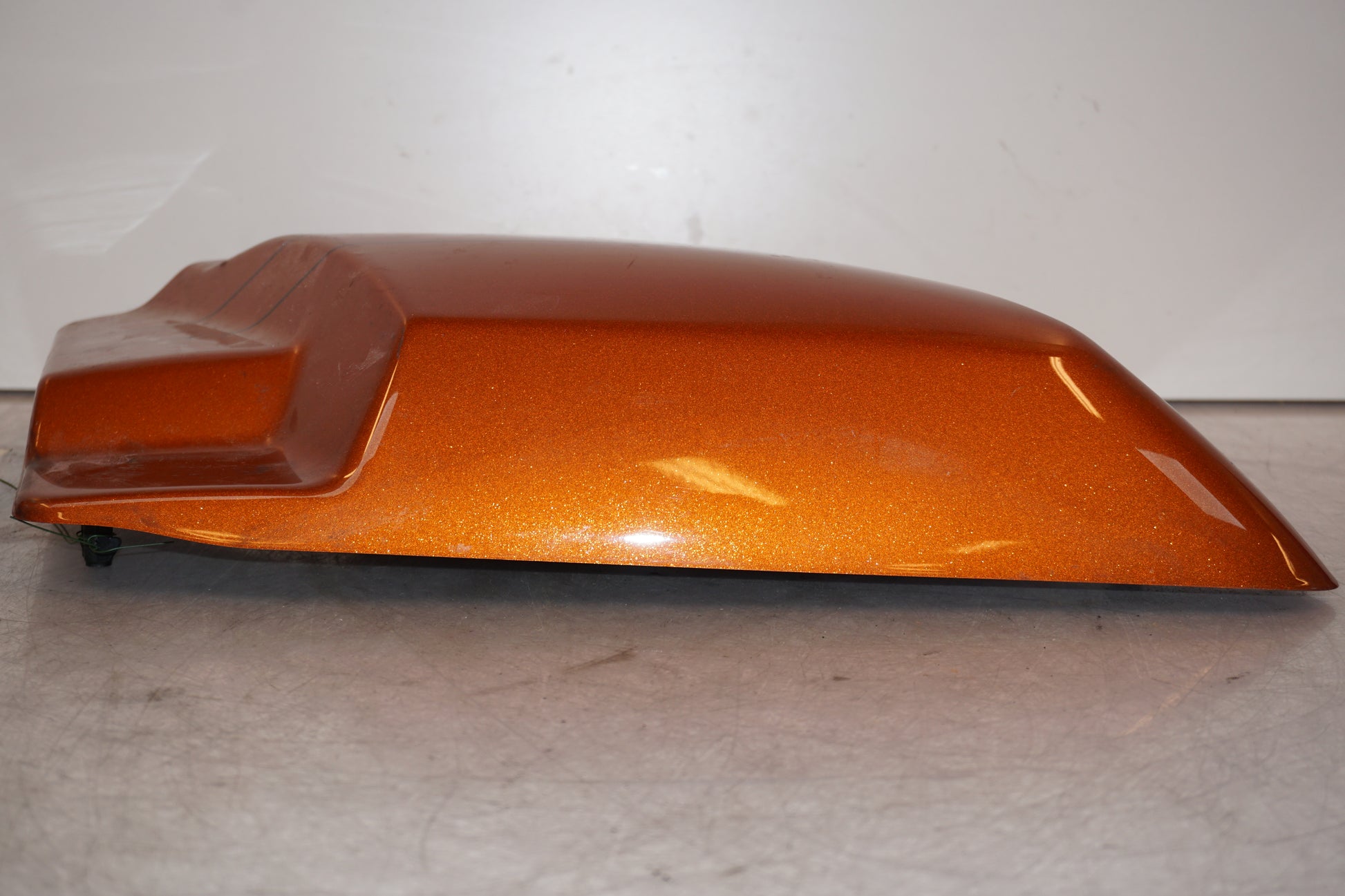 Baksidan på Sidopanel från en H-D Street Glide FLHX -2015 motorcykel.