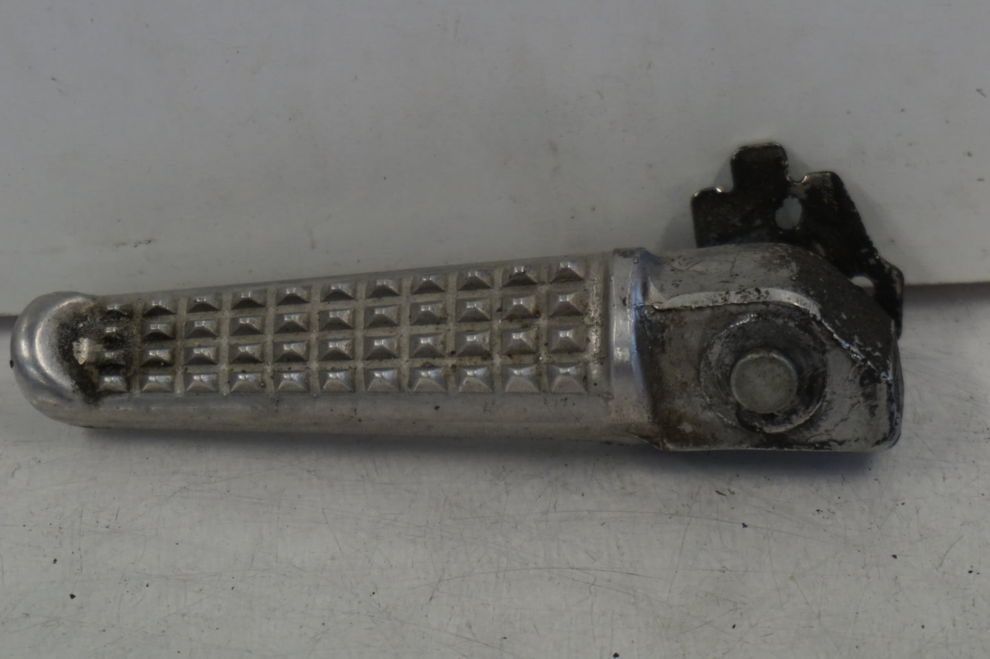 Framsidan på Fotpinne från en Honda CBR 600 -2002 motorcykel.