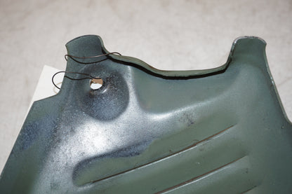 Extrabild1 på Styrkåpa från en H-D V-Rod 1130 -2006 motorcykel.