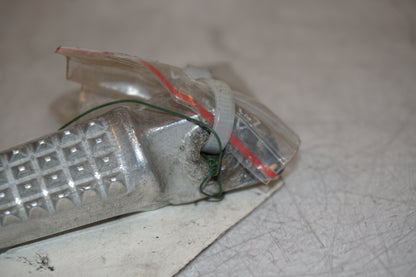 Snett nerifrån på Fotpinne från en Honda CBR 600 -1994 motorcykel.