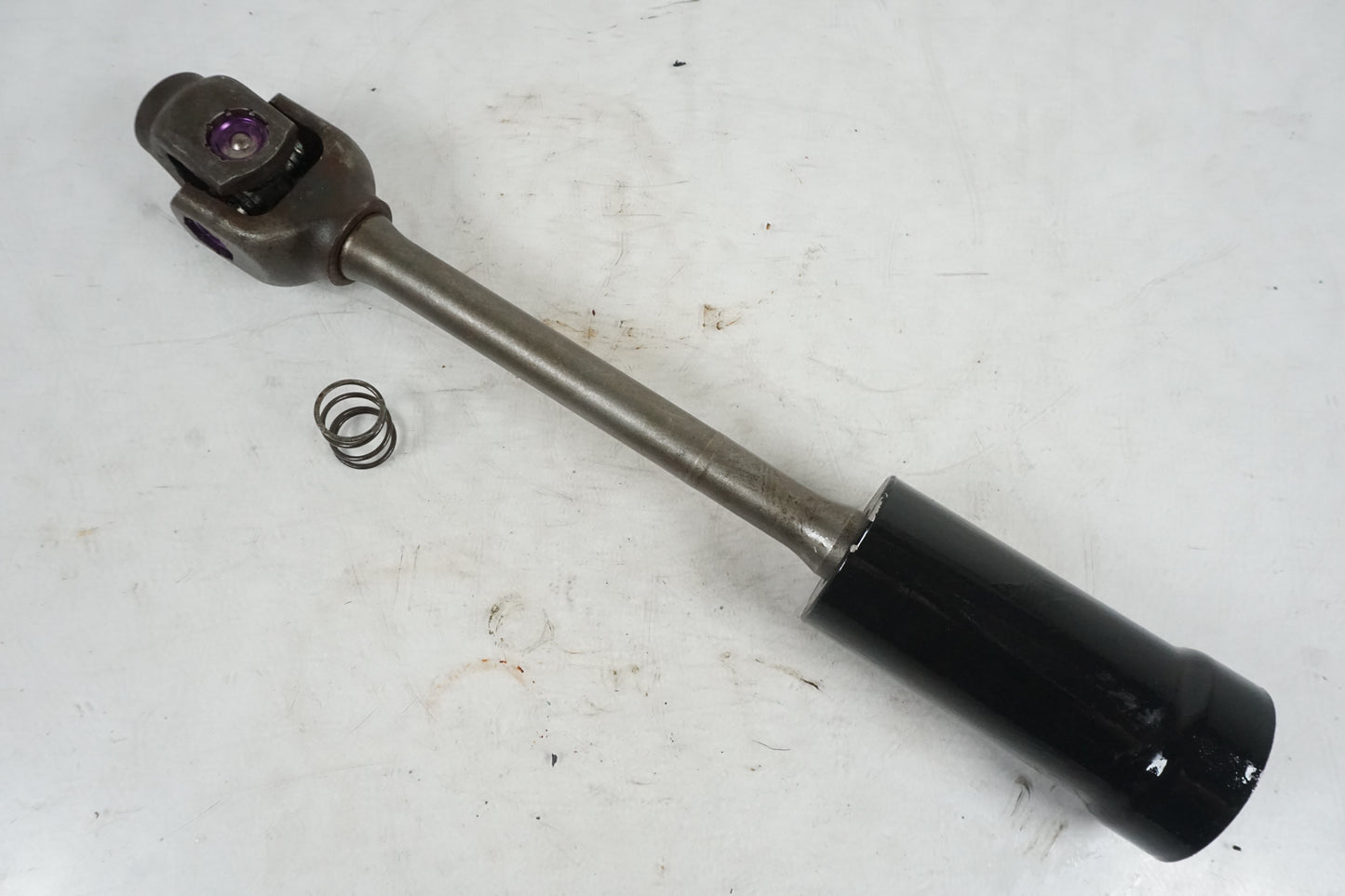 Framsidan på Kardanaxel från en Honda VF 750 C -1983 motorcykel.