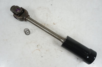 Framsidan på Kardanaxel från en Honda VF 750 C -1983 motorcykel.