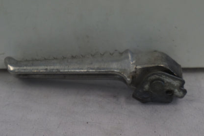 Baksidan på Fotpinne från en Honda CBR 600 -1993 motorcykel.