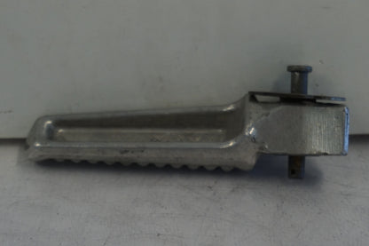 Höger sida på Fotpinne från en Honda CBR 600 -1993 motorcykel.