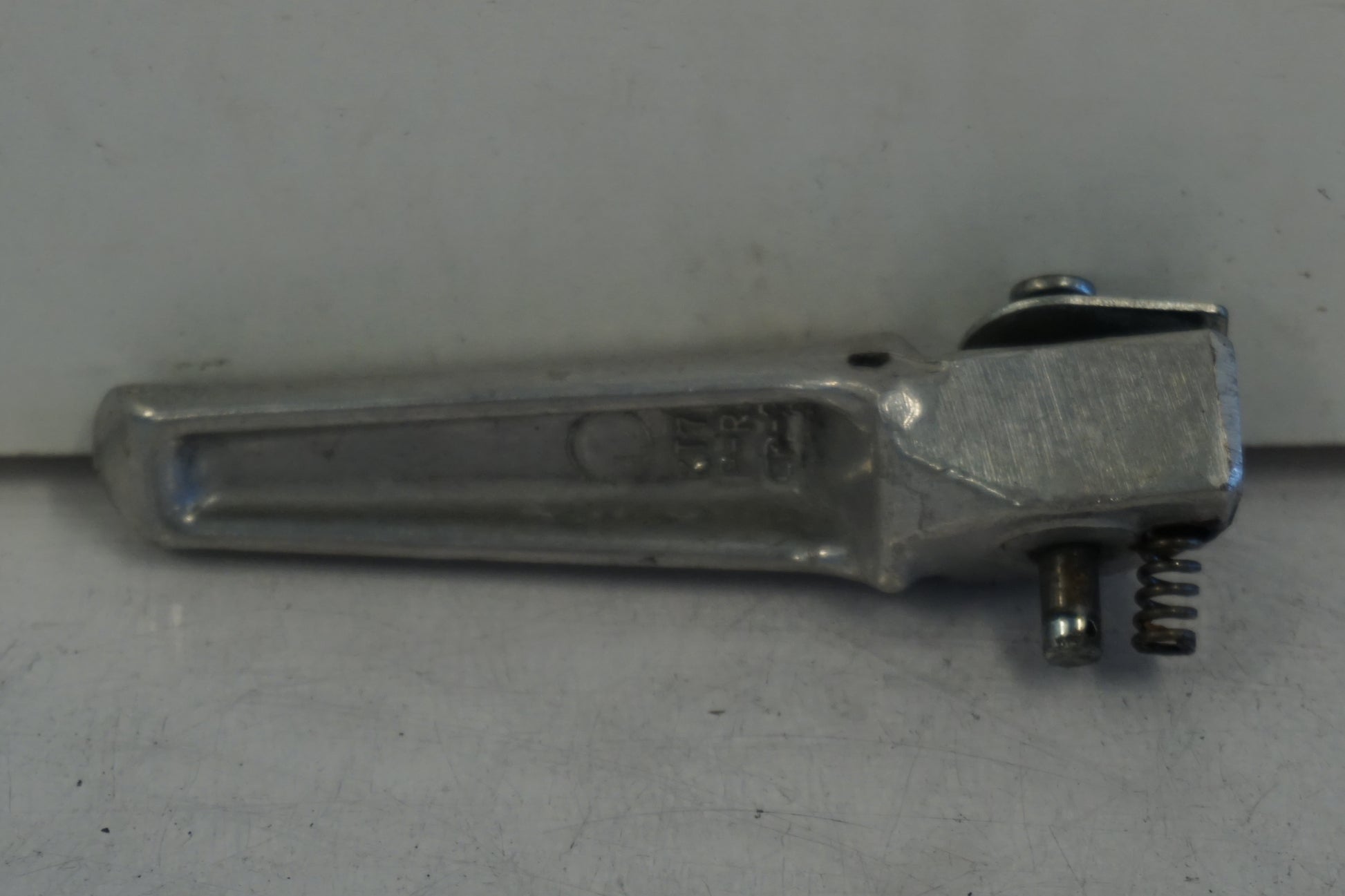 Baksidan på Fotpinne från en Honda CBR 600 -1997 motorcykel.