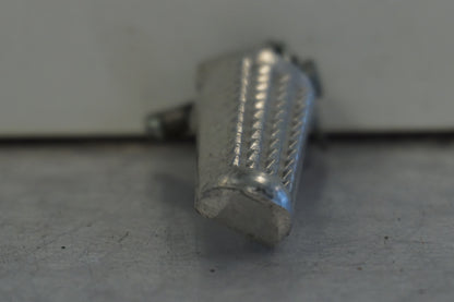 Vänster sida på Fotpinne från en Honda CBR 600 -1997 motorcykel.