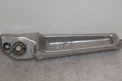 Höger sida på Fotpinne från en Honda VFR 800 -1998 motorcykel.