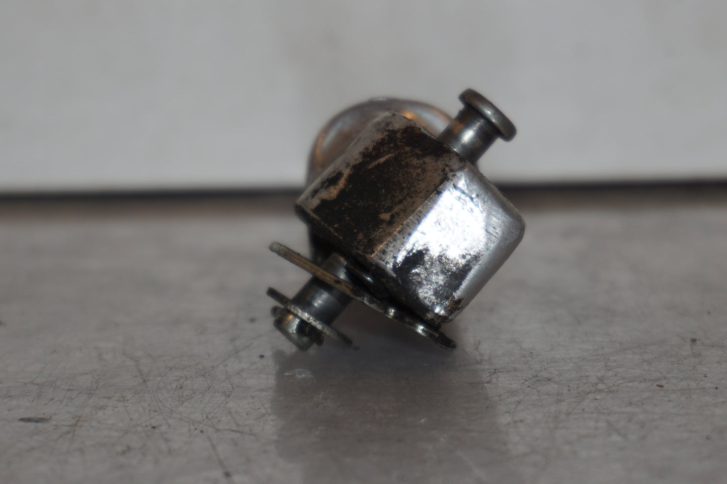 Snett uppifrån på Fotpinne från en Honda CBR 600 -2002 motorcykel.