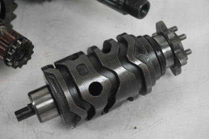 Extrabild3 på Växellåda från en KTM RC 390 -2019 motorcykel.