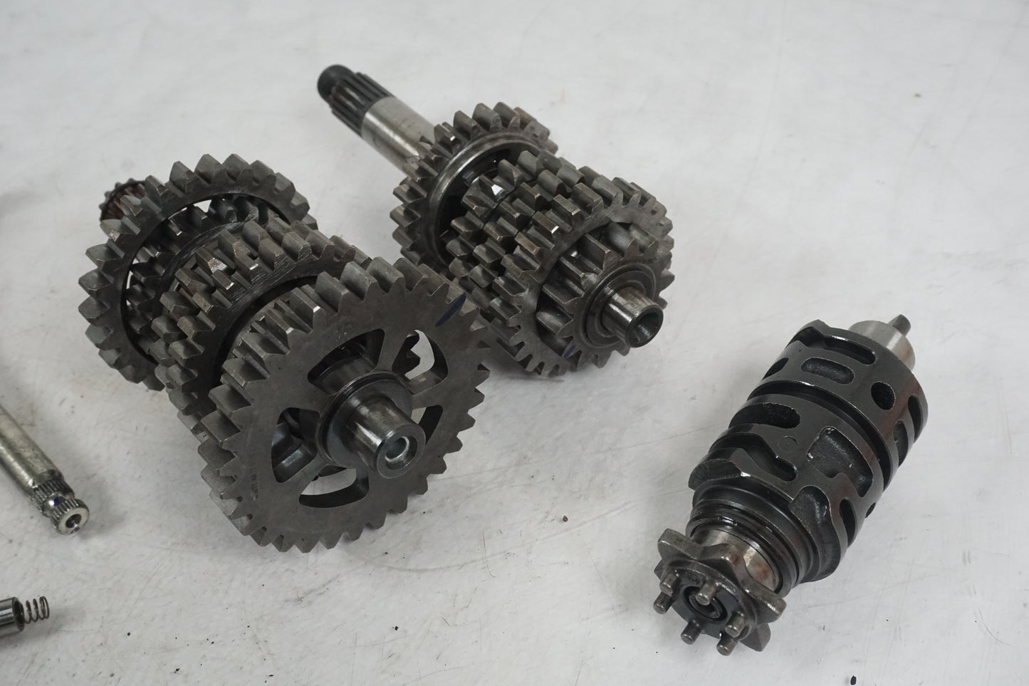 Extrabild4 på Växellåda från en KTM RC 390 -2019 motorcykel.