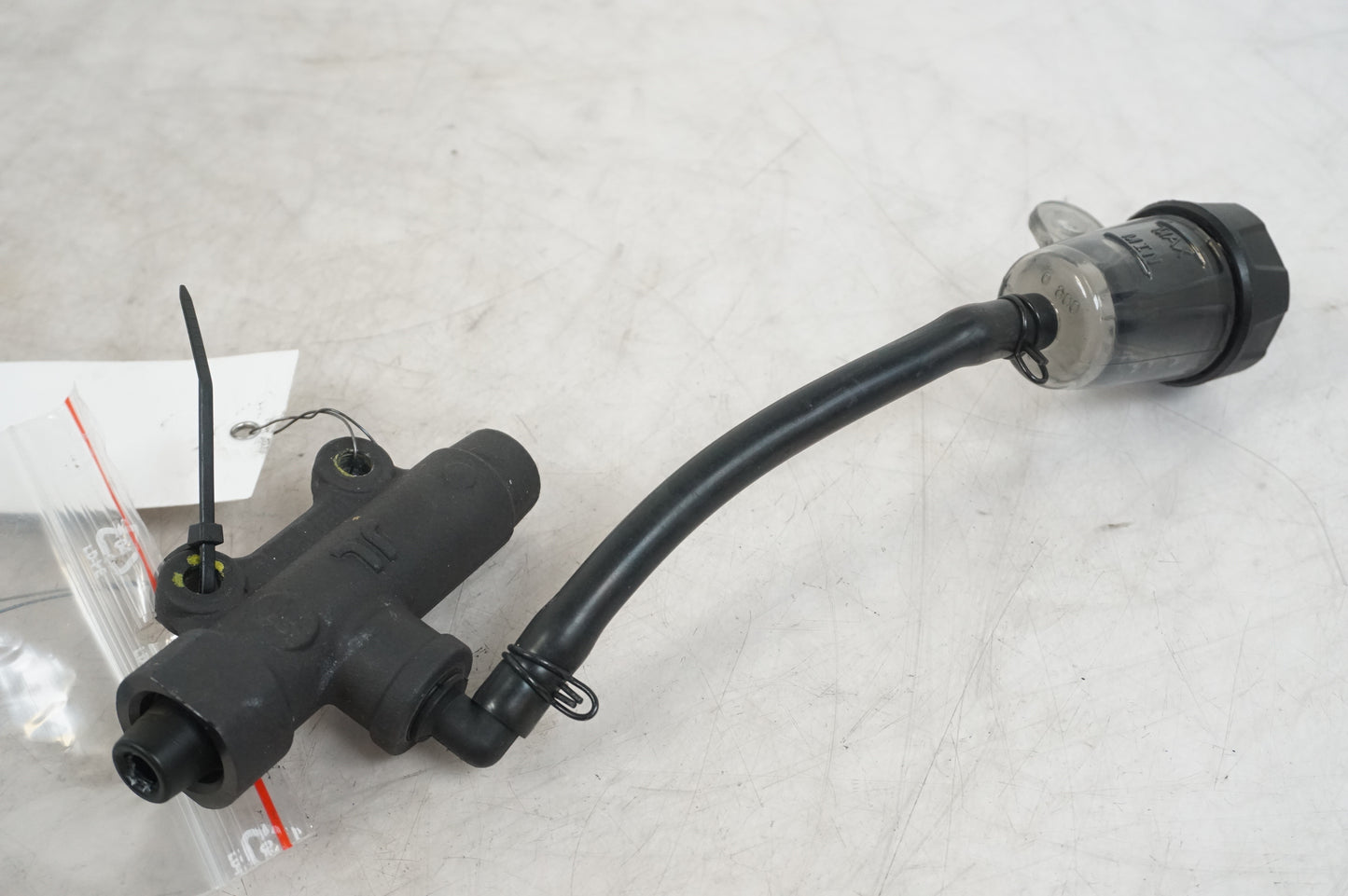 brake master cylinder
