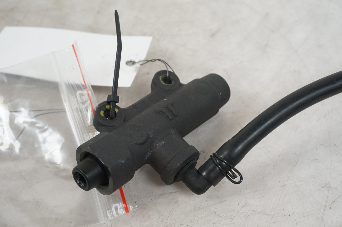 brake master cylinder