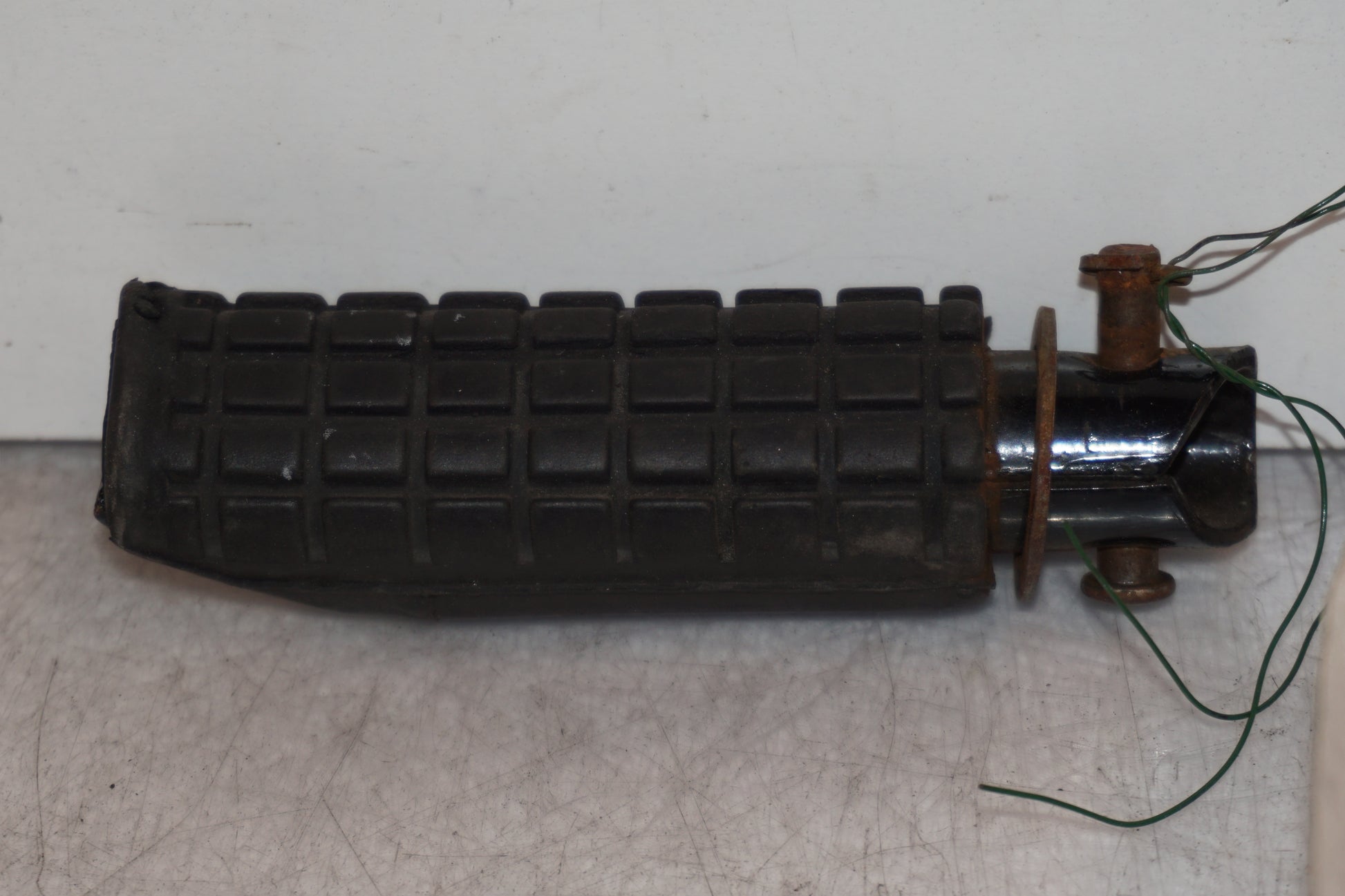 Framsidan på Fotpinne från en Honda CBR 1000 F -1987 motorcykel.