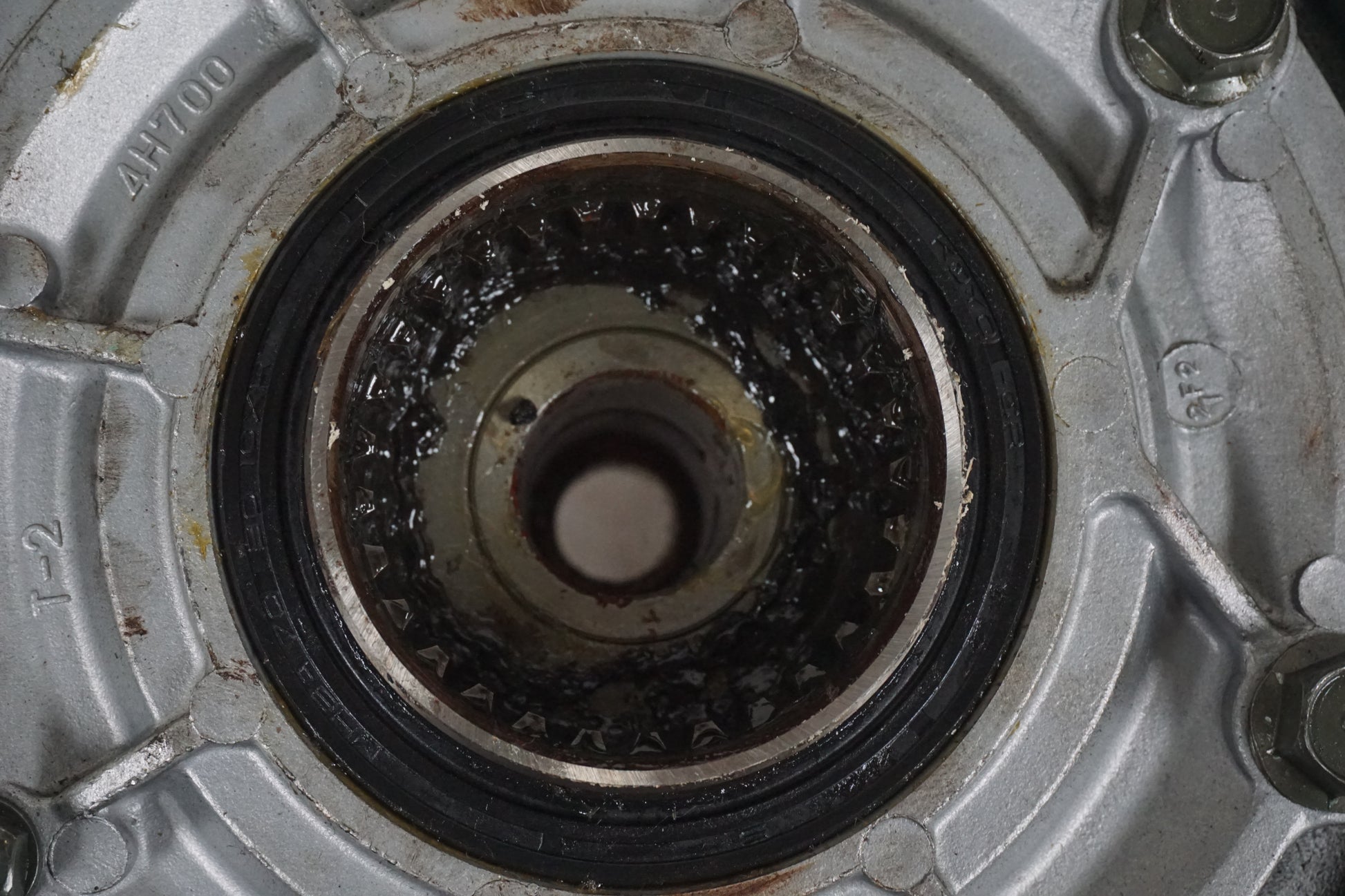 Extrabild1 på Slutväxel från en Yamaha XVS 1100 -2001 motorcykel.