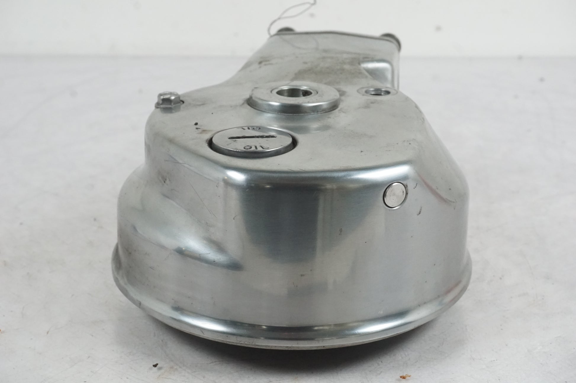 Baksidan på Slutväxel från en Suzuki VZ 1600 -2004 motorcykel.