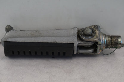 Vänster sida på Fotpinne från en Kawasaki ZX-9R -1997 motorcykel.