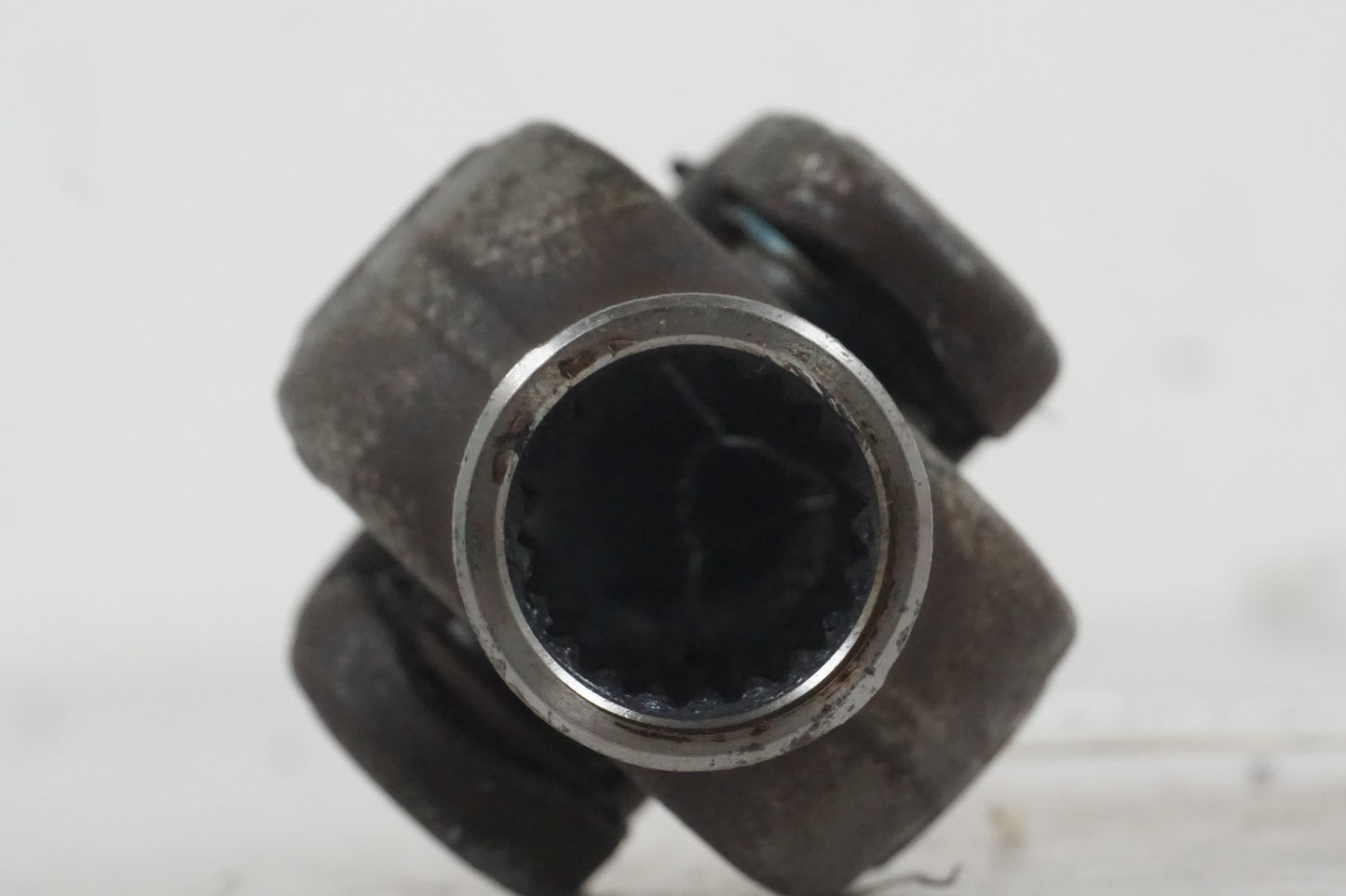 Baksidan på Kardanknut från en Yamaha FJR 1300 -2016 motorcykel.