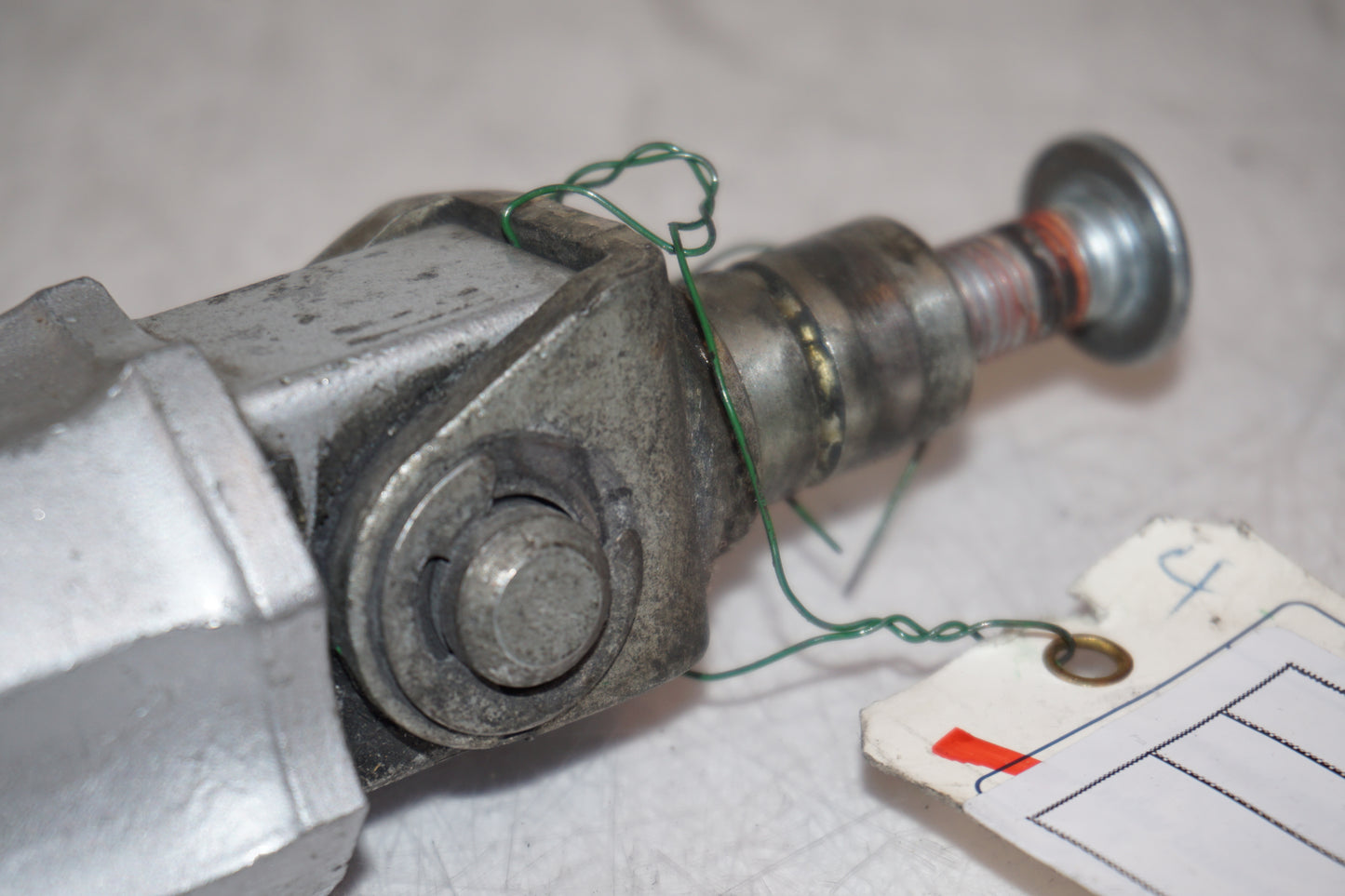 Extrabild1 på Fotpinne från en Kawasaki ZX-9R -1994 motorcykel.