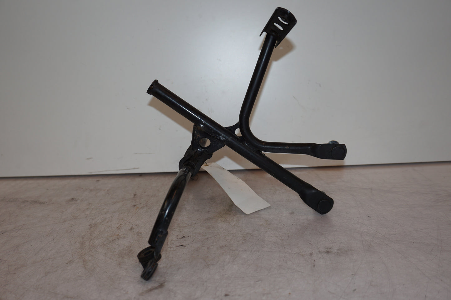 Snett nerifrån på Toppkåpstag från en Yamaha YZF 750 R -1994 motorcykel.