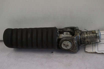 Framsidan på Fotpinne från en Kawasaki ZX-9R -2000 motorcykel.