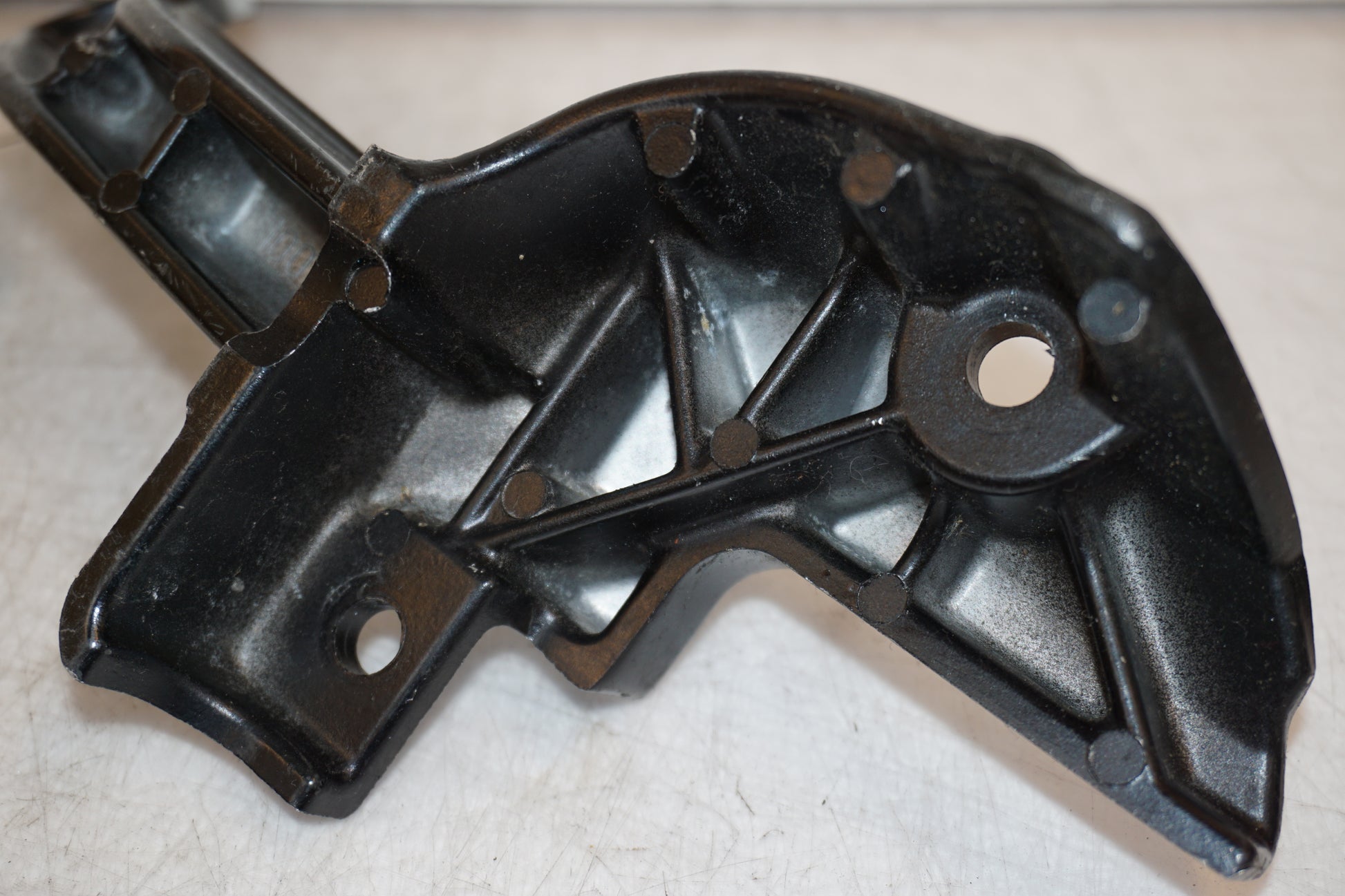 Extrabild1 på Backspegelfäste från en Yamaha FZ-S 600 -1999 motorcykel.