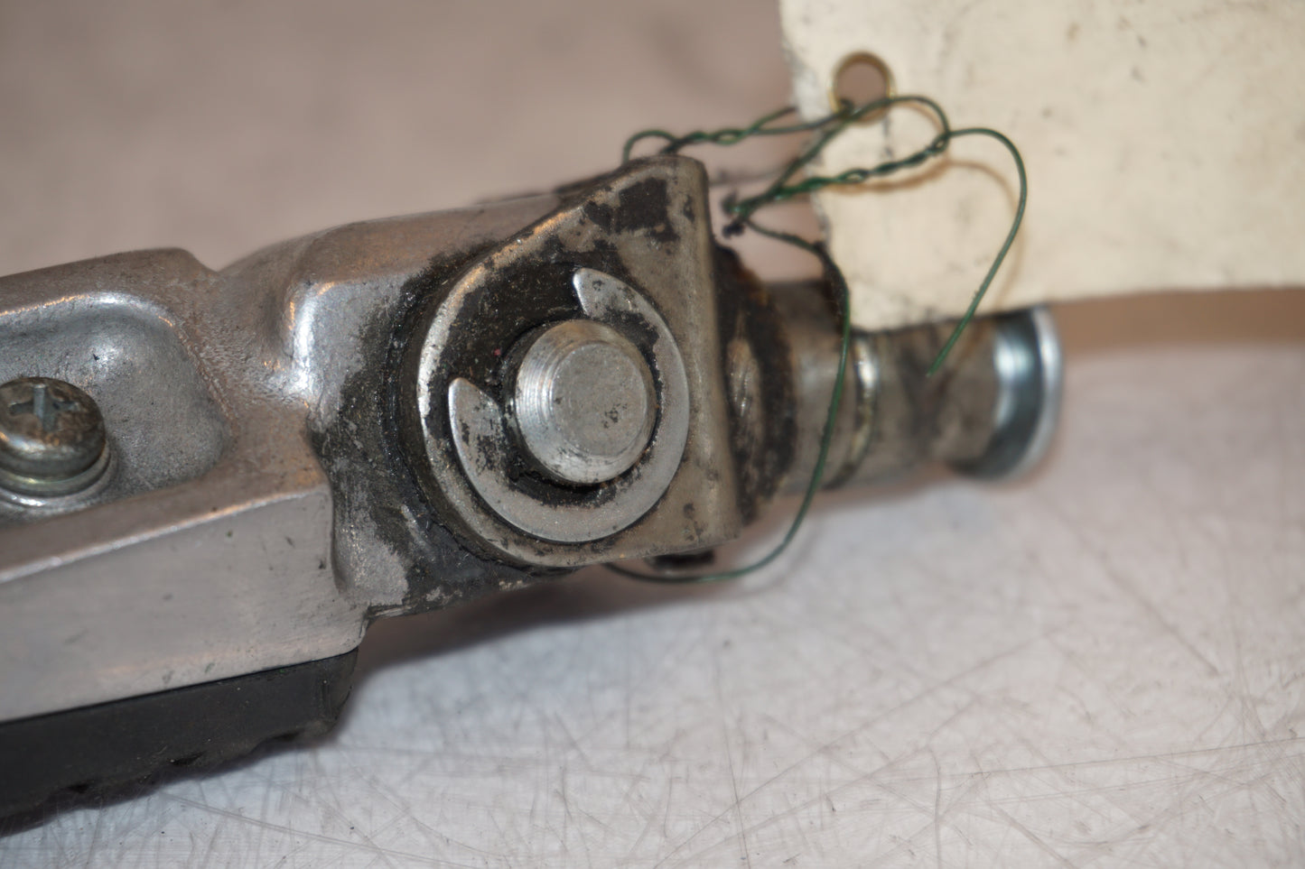 Extrabild1 på Fotpinne från en Kawasaki ZX-9R -2000 motorcykel.