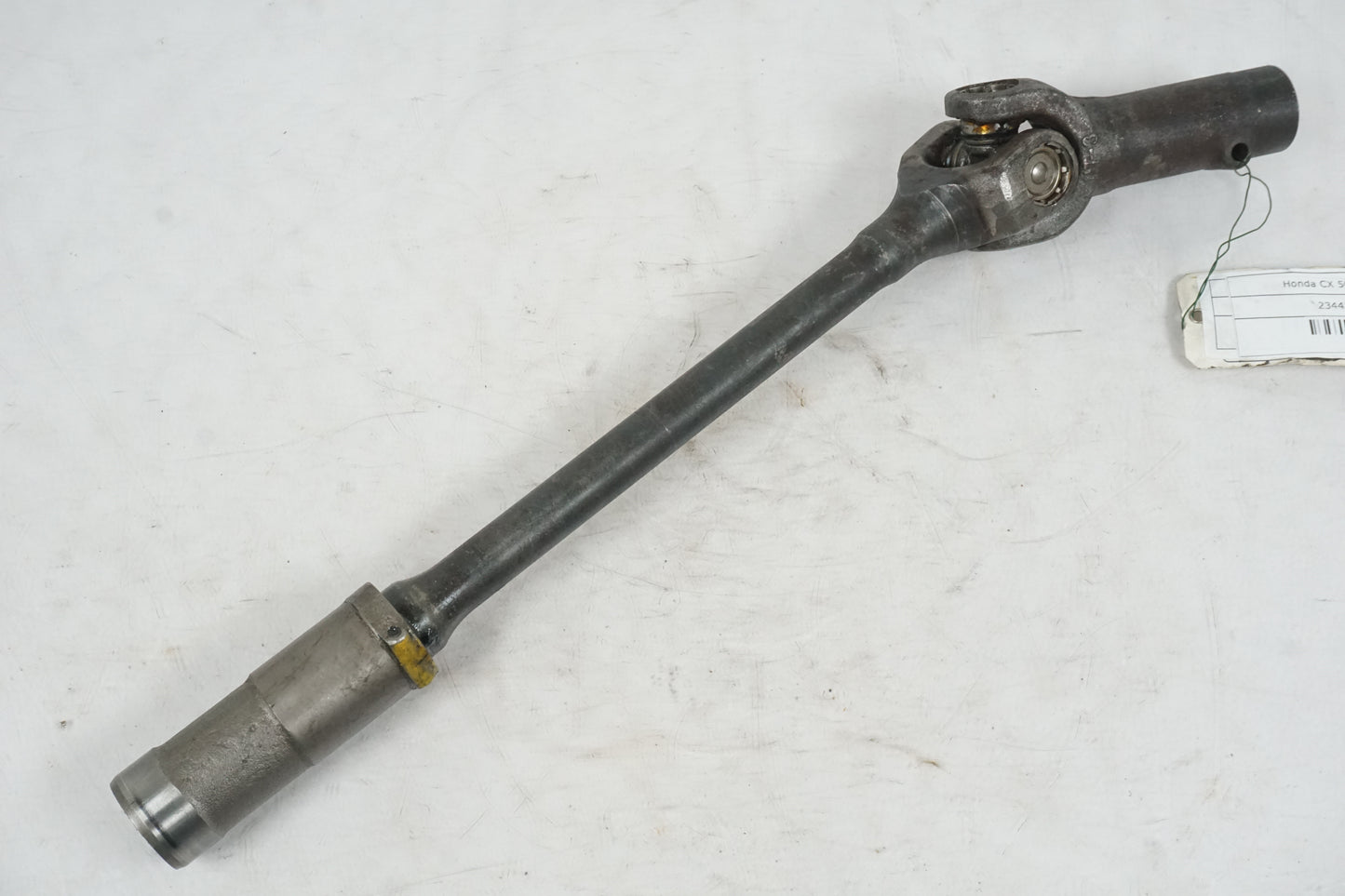 Framsidan på Kardanaxel från en Honda CX 500 -1982 motorcykel.