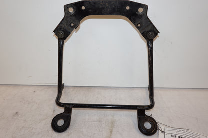 Framsidan på Instrumentpanelsfäste från en Yamaha XJ 900 -1983 motorcykel.