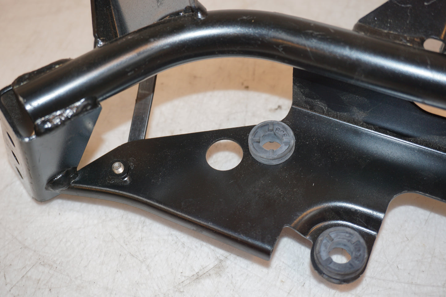 Extrabild1 på Toppkåpstag från en Yamaha FZ-8 -2011 motorcykel.