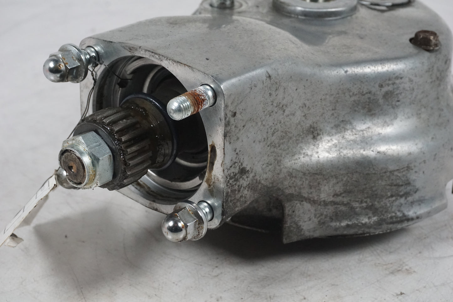 Snett uppifrån på Slutväxel från en Kawasaki VN 1500 -1999 motorcykel.