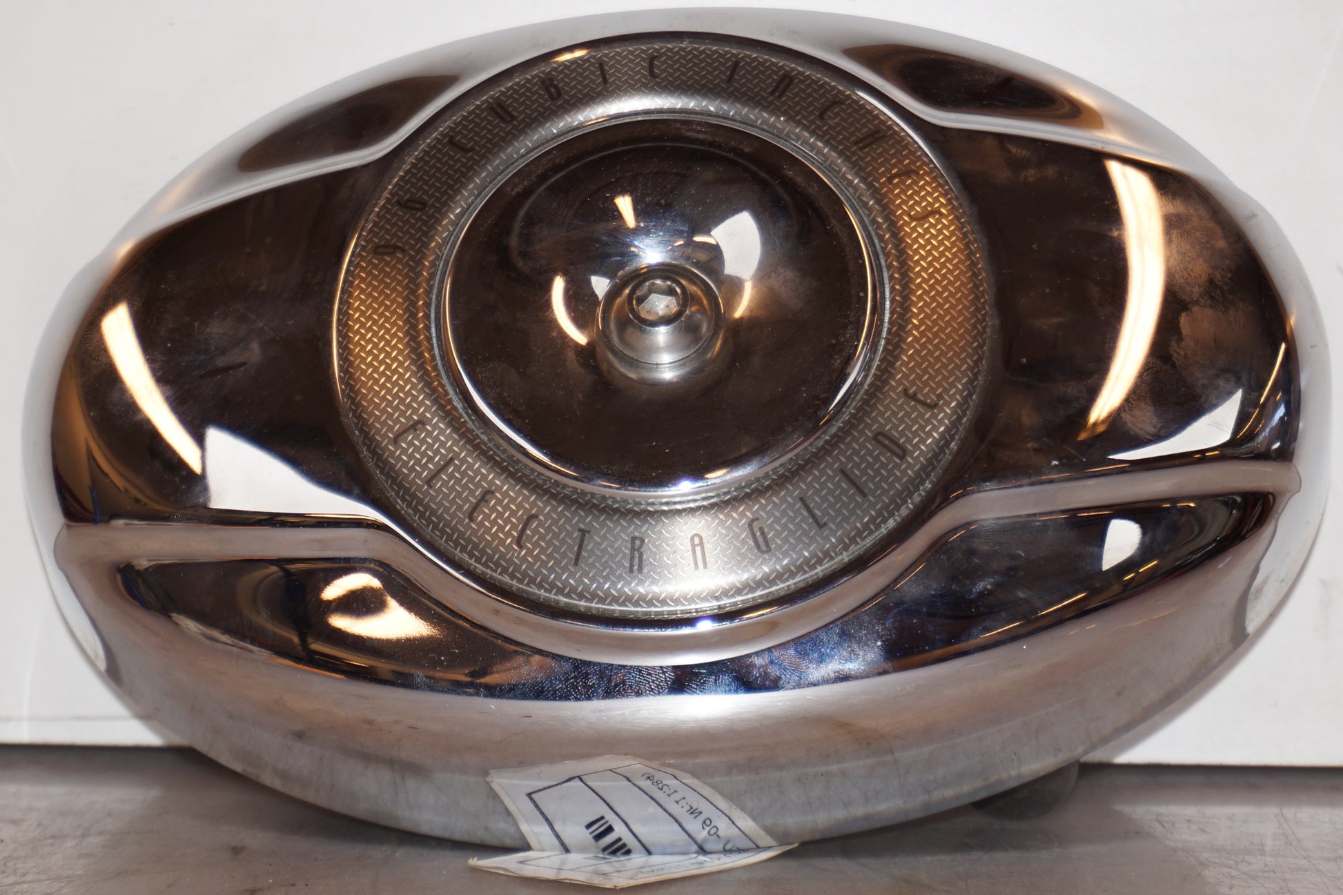 Framsidan på Luftburk från en H-D Touring Ultra Classic FLHTCU/I -2009 motorcykel.