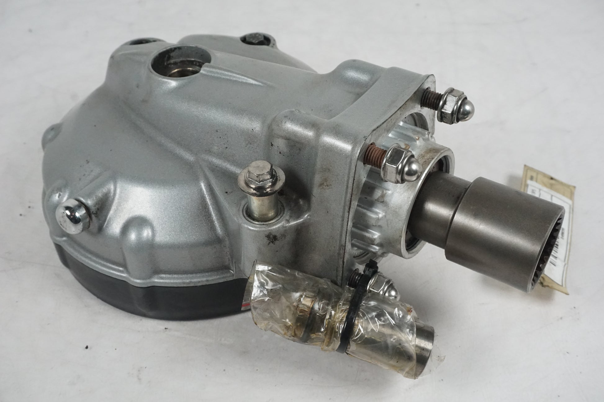 Framsidan på Slutväxel från en Triumph Rocket III -2011 motorcykel.