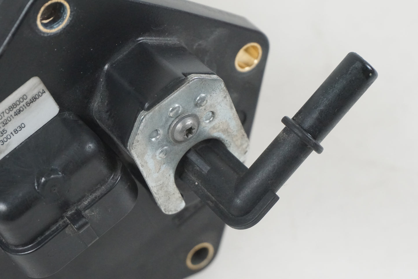 Pompe à essence injectée