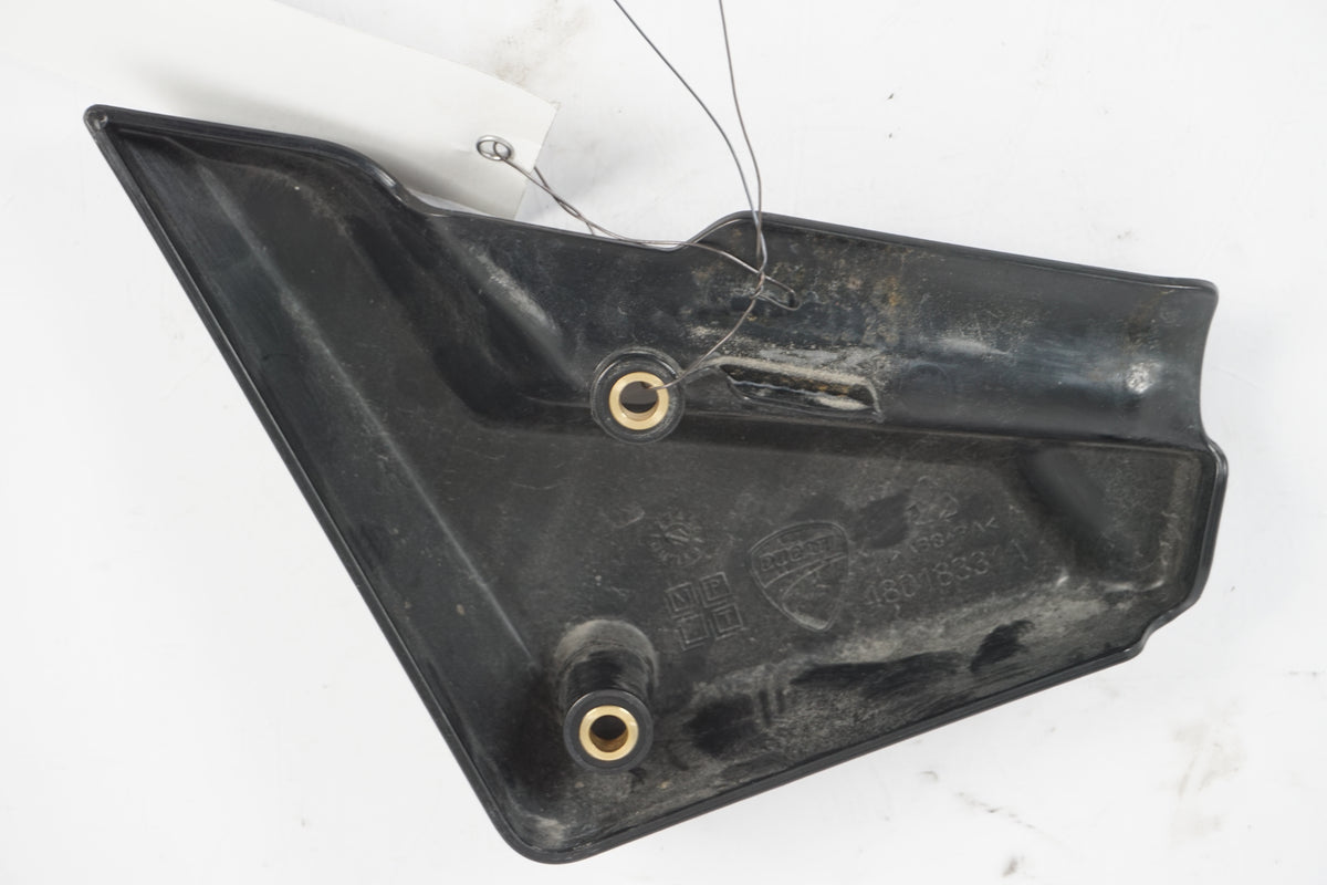 Side panel