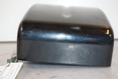 Snett uppifrån på Sidopanel från en H-D Dyna Street Bob FXDB/I -2013 motorcykel.