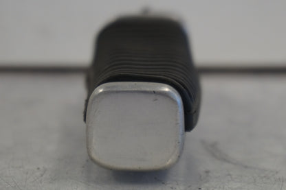 Snett uppifrån på Fotpinne från en Suzuki VZ 800 -2002 motorcykel.