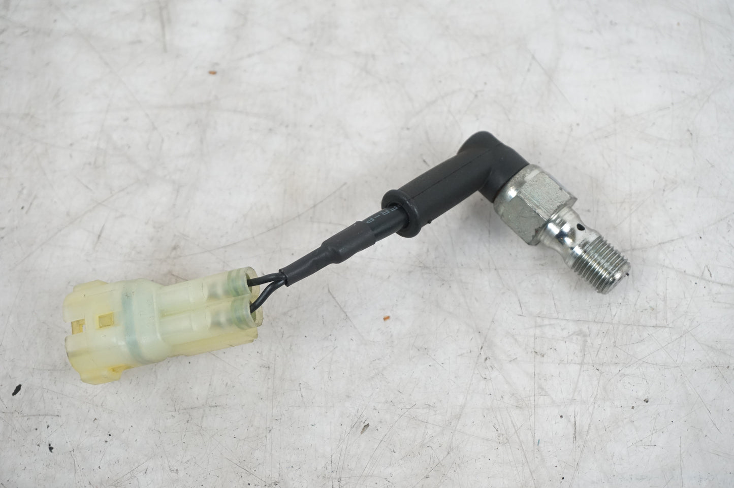 kontakt światła hamulcowego