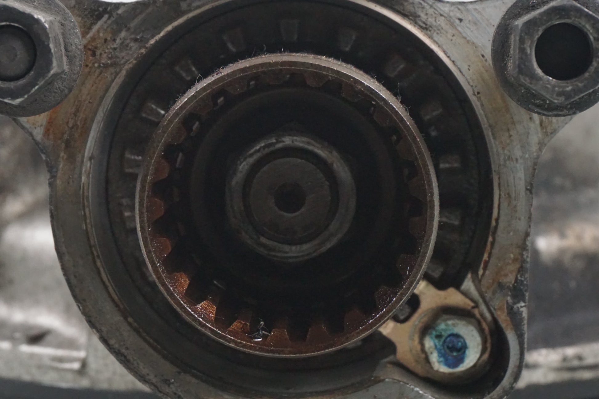 Snett nerifrån på Slutväxel från en Honda VF 750 C -1983 motorcykel.