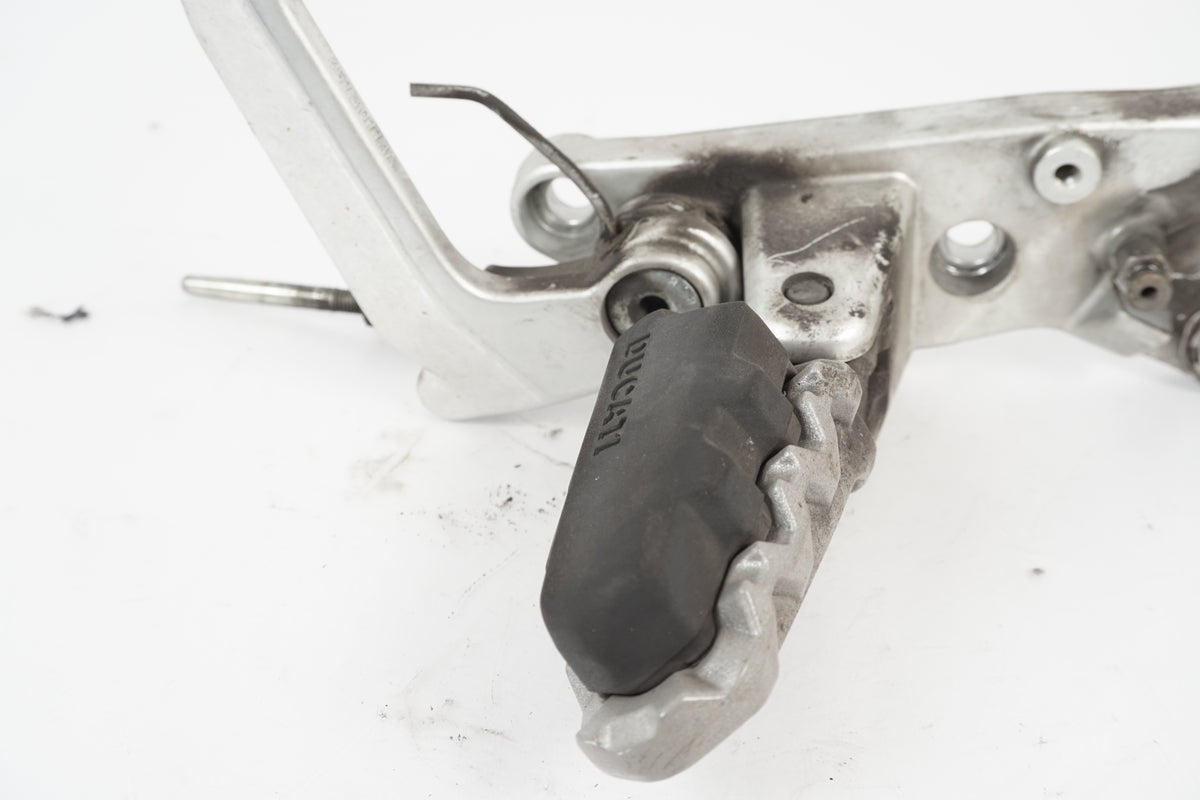 Footpeg mount