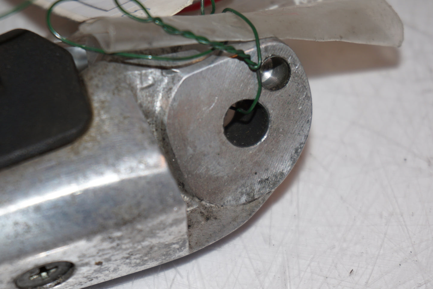 Extrabild1 på Fotpinne från en Suzuki GSX 1400 -2003 motorcykel.