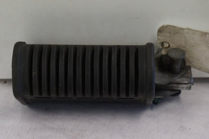 Framsidan på Fotpinne från en Suzuki GSX 1100 F -1990 motorcykel.