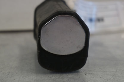 Snett uppifrån på Fotpinne från en Suzuki GSX 1100 F -1990 motorcykel.