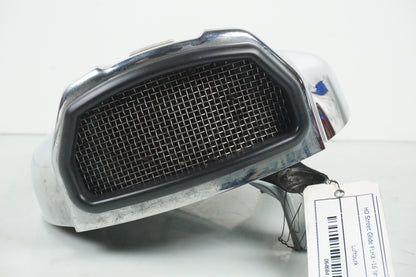 Vänster sida på Luftburk från en H-D Street Glide FLHX -2016 motorcykel.