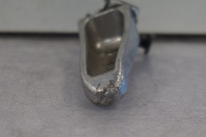 Snett uppifrån på Fotpinne från en Suzuki TL 1000 R -1999 motorcykel.