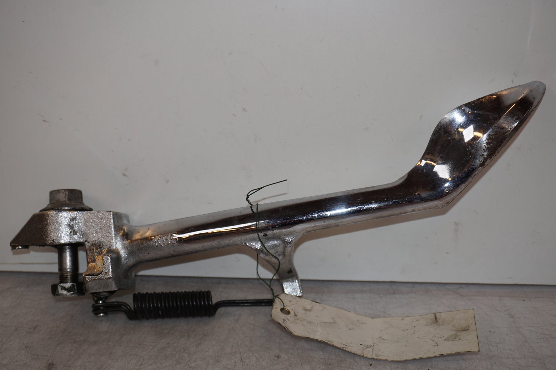 Höger sida på Sidostöd från en Kawasaki VN 2000 -2006 motorcykel.