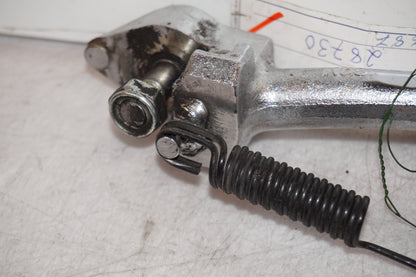 Snett uppifrån på Sidostöd från en Kawasaki VN 2000 -2006 motorcykel.